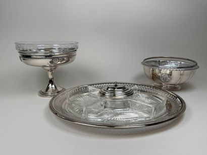 Lot en métal argenté et verre comprenant...
