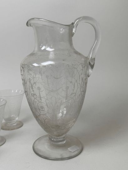 BACCARAT.
Modèle Michel Ange.
Partie de service...