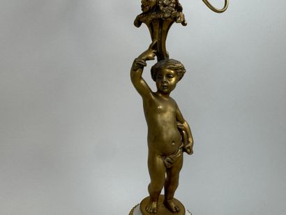 Flambeau à trois bras de lumière en albâtre...