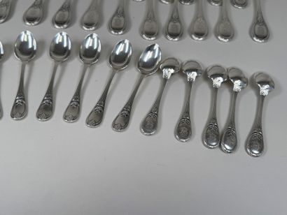 CHRISTOFLE. 
Partie de ménagère en métal...