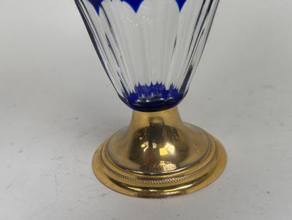 VAL SAINT LAMBERT.
Vase en cristal faceté...