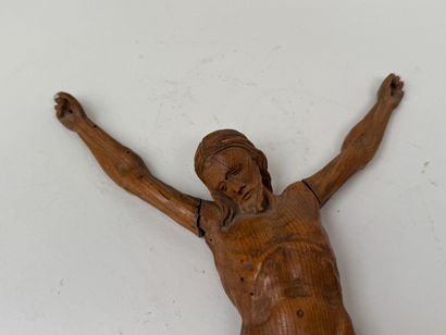 École, XXe.
Christ.
Sujet en buis sculpté.
H....