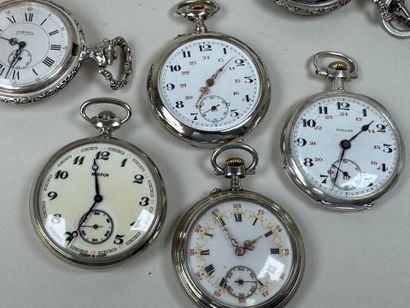 6 montres de gousset en argent et métal.
D....