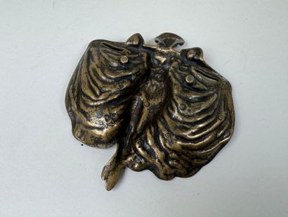 École, XXe.
Femme drapée.
Vide-poche en bronze...