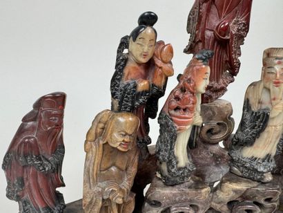 CHINE, vers 1900.
Groupe en pierre dure sculptée...