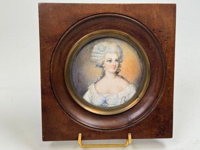 École XXe.
Femme au nœud.
Miniature à vue...