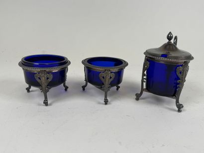 Set in finely chased silver decorated with...