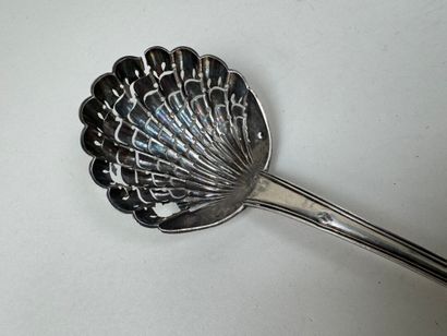 Minerve hallmarked 950/1000 silver sprinkler...
