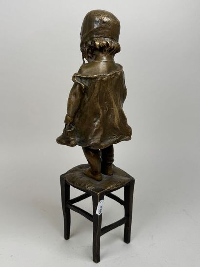 Juan CLARA AYATS (1875-1958), d'après.
Jeune...