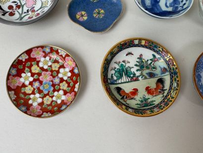 ASIE, XXe.
Collection de 8 coupelles ou vide-poches...