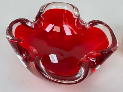 MURANO, XXe.
Trois coupes vide-poches en...