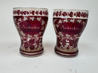 BOHEME, XXe.
Paire de verres en cristal à...