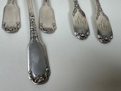 Three table spoons and two forks in 950/1000...