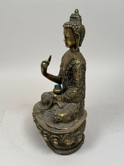 ASIE, XXe.
Bouddha.
Sujet en bronze ciselé.
26...