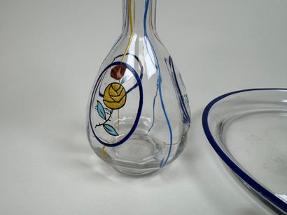 SEVRES.
Service à liqueur en verre à décor...