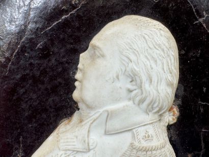 École XIXe.
Profil de Louis XVIII.
Miniature...