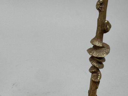 CH. LEBLANC.
Paire de bougeoirs en bronze...