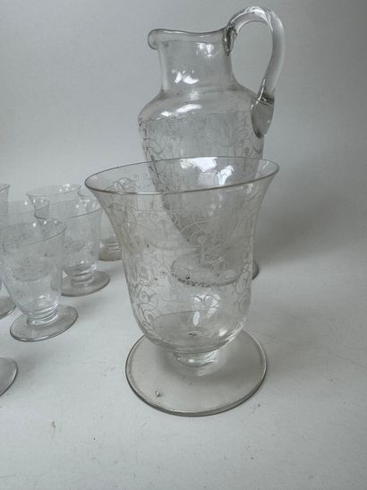BACCARAT.
Modèle Michel Ange.
Partie de service...