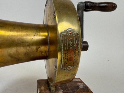 BILLOPHONE à Paris.
Avertisseur sonore en...