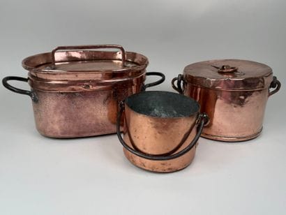 Lot en cuivre XIXe comprenant :
- daubière...