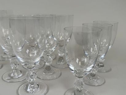 LALIQUE France.
Modèle FREJUS.
Partie de...