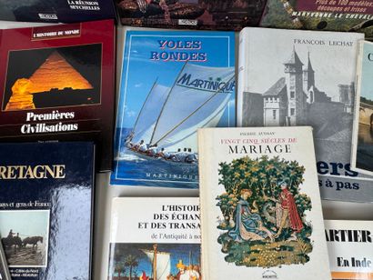 Collection de 17 ouvrages d'Art comprenant...