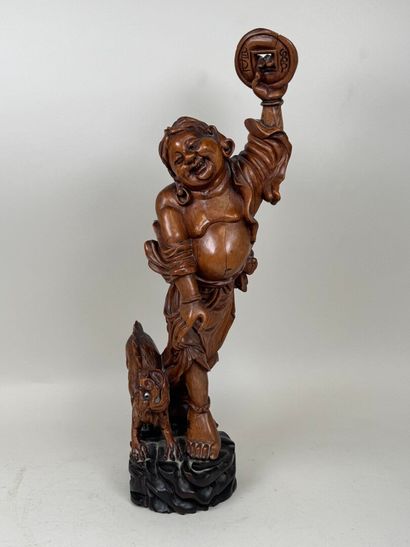 ASIE, XXe.
Personnage et animal stylisé.
Grand...