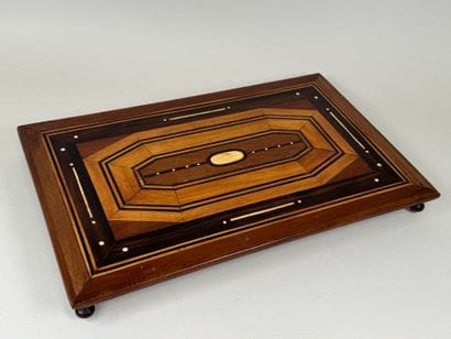 Plateau rectangulaire en bois de différentes...