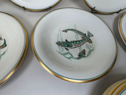 PIRKEN HAMMER.
Série de 12 assiettes plates...
