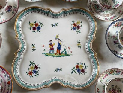 Lot de porcelaine anglaise XIXe, dans le...
