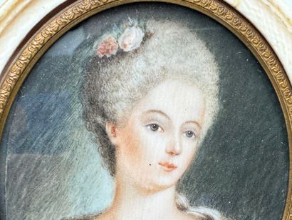 École XXe.
Femme aux roses.
Miniature à vue...