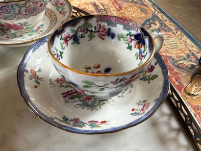 Lot de porcelaine anglaise XIXe, dans le...