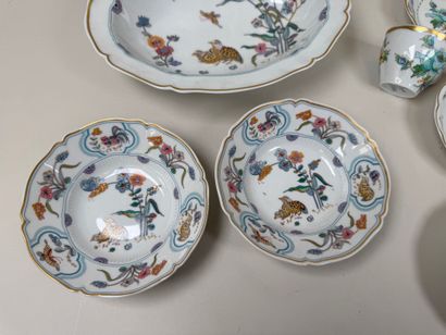 HAVILAND à Limoges.
Modèle AQUARIUS et divers.
Ensemble...