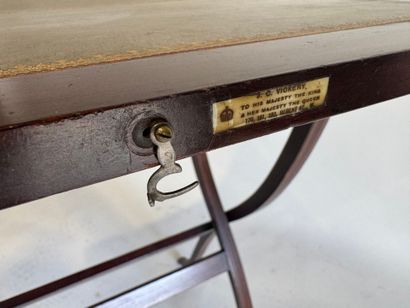 James Collard VICKERY.
Folding mahogany travel...