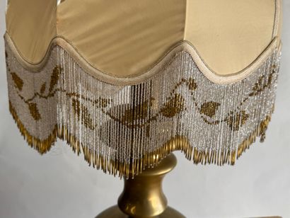 Important bronze and brass lamp with silk...