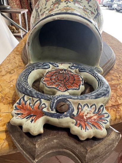 GIEN.
Ceramic fountain with Renaissance decor,...