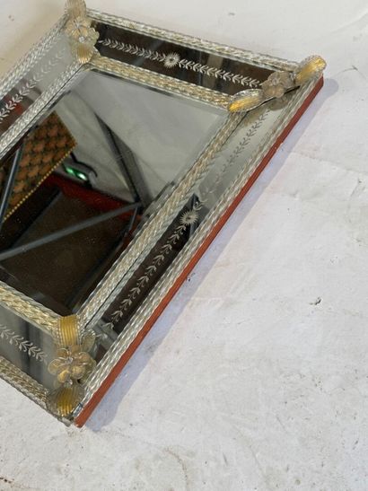 Rectangular mirror with Venetian-style glazing...