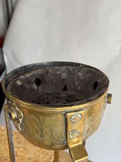 NORTH AFRICA.
Large kettle in copper, metal...
