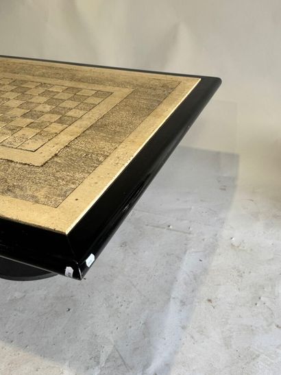 Coffee table with a square tabletop made...