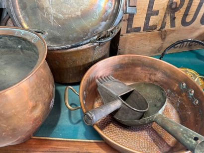 Important copper and metal lot including...