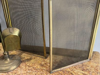 Fireplace set with spark guard, shovel, and...