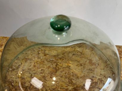 Melon bell in blown glass.
Diameter: 45.5...