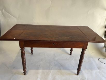 Walnut and walnut veneer drop-leaf table...