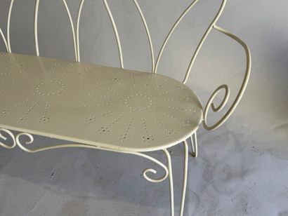 Garden bench in white lacquered metal, openwork...