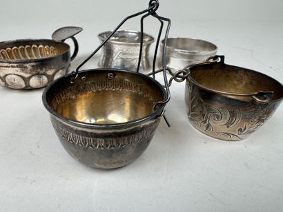 Lot en argent 950/1000 comprenant :
- deux...