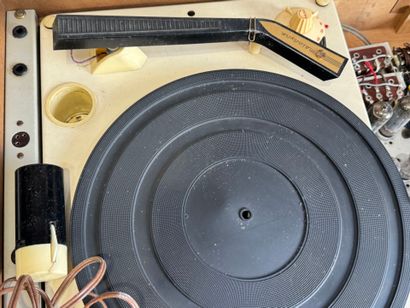 MELODYNE.
Ampli disque vinyle.
23 x 51 x...