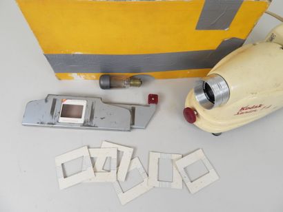 KODAK.
Projecteur de diapositives Senior...