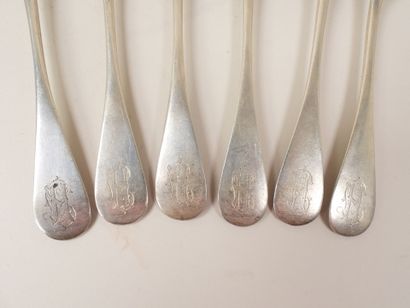Lot de 7 cuillères et 6 fourchettes en argent...