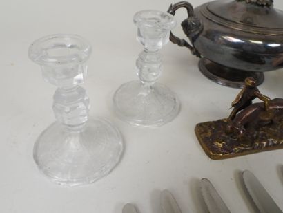Lot de bibelots comprenant : 
- CHRISTOFLE,...