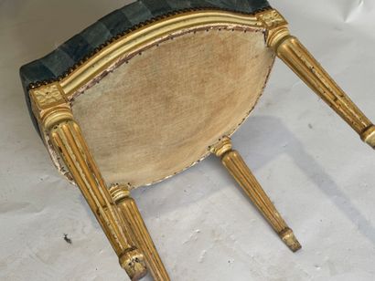 Chauffeuse in white lacquered wood, with...